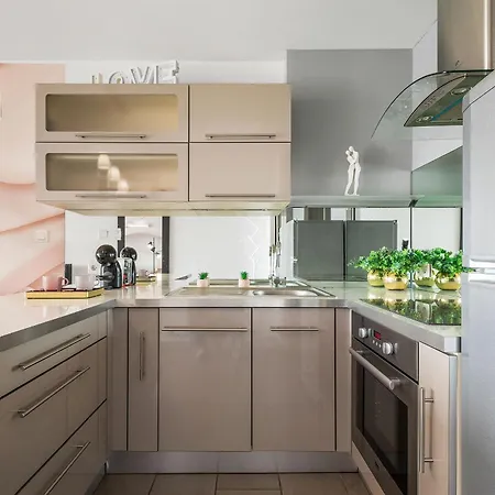 Le Sixty9 - Appartement Luxe - Terrasse - Parking - Port Ambonne Village Naturiste * Agde